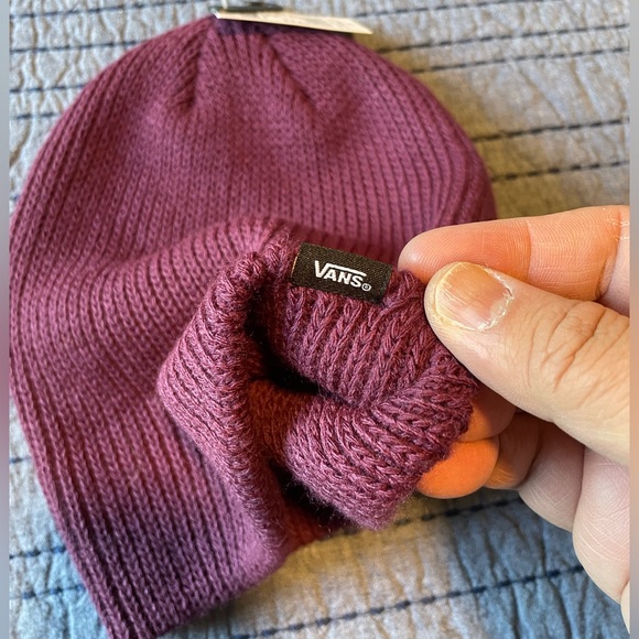 VANS - Burgundy Knit Beanie, One Size Fits Most, NWT - Picture 5 of 7
